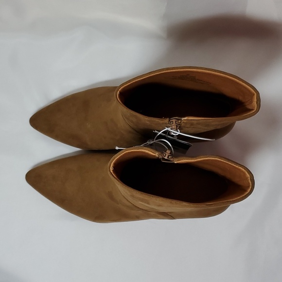 Universal Thread Woman's Frances Ankle Boots ~ Brown - Picture 12 of 15